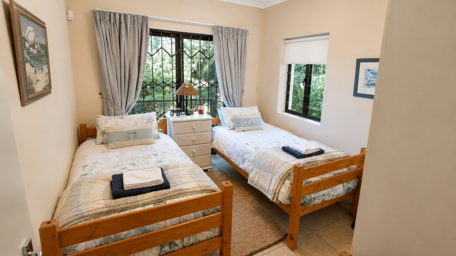 2 Bedroom Property for Sale in Froggy Farm Western Cape